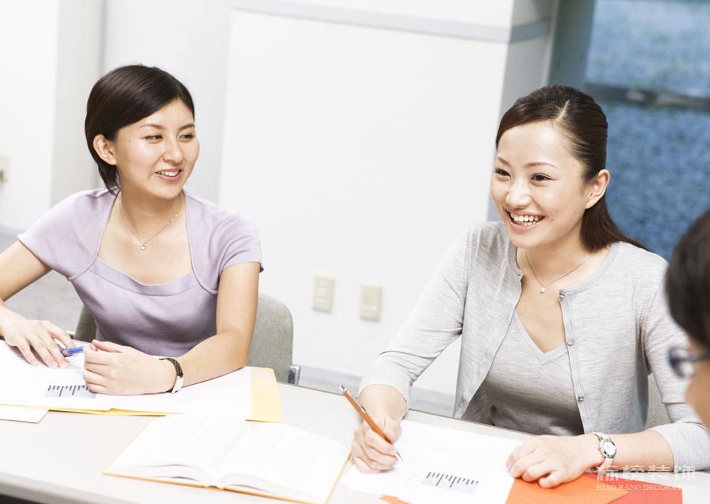 如何預算辦公室裝修成本?