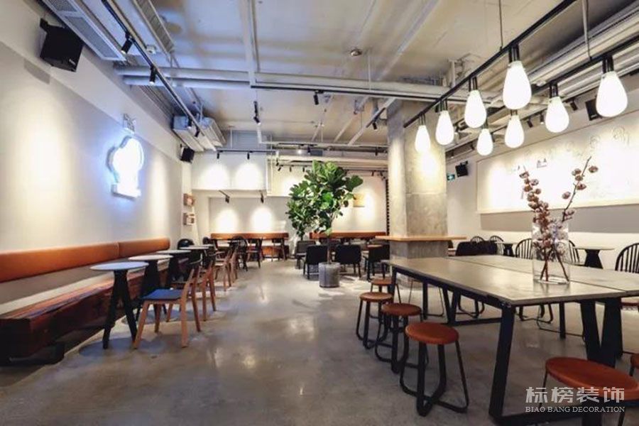 如何打造一個網(wǎng)紅深圳店鋪,怎么吸引年輕人消費(fèi)