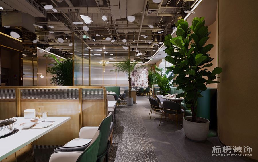 深圳店鋪裝修三成靠設(shè)計,七成在細(xì)節(jié)!